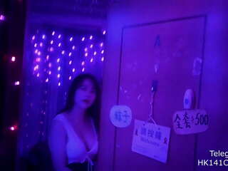 Asijská kráska s velkými prsy má divokou jízdu v Hong Kong Wan-kong byt (Krása, Anální Kurva)